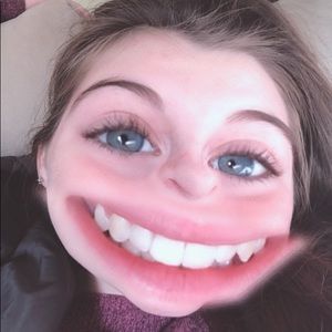 Meet your Posher, Ava